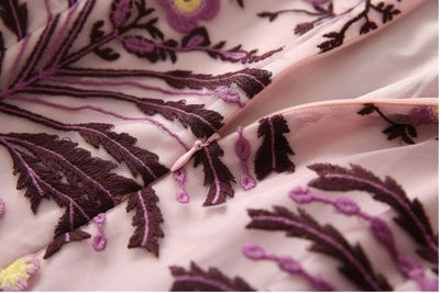 Petite Vintage Šaty Zo 40. Rokov