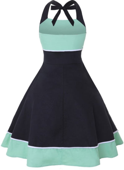 Šaty Z 50. Rokov S Výstrihom