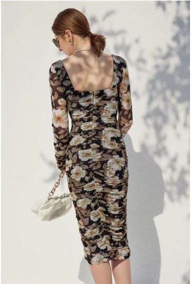 Šaty Zo 40-Tych Rokov Minulého Storočia