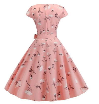 Vintage Ružové Kvetinové Rozšírené Šaty