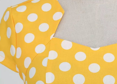 Žlté Dámske Šaty V Štýle 60. Rokov