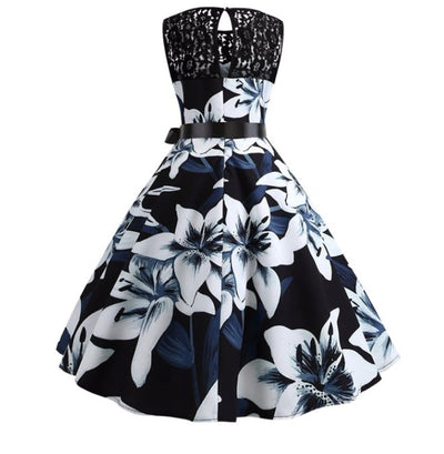 Vintage Čierne A Biele Trapézové Šaty