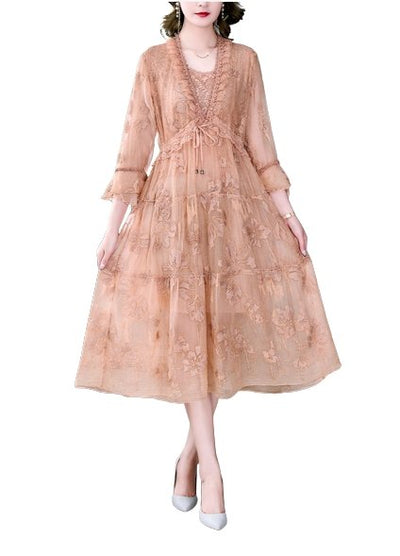 Vintage Šaty S Kvetinovou Výšivkou