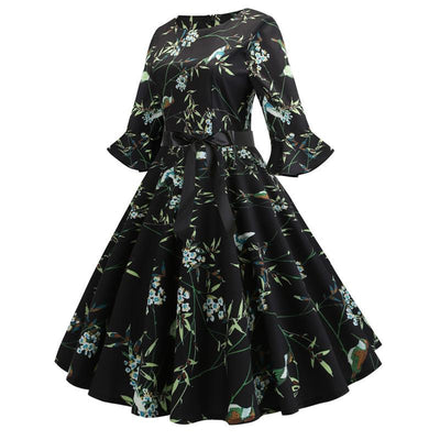 Vintage Čierne Zimné Šaty S Kvetmi