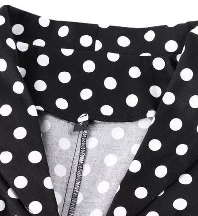 Vintage Čierne Bodkované Pripínacie Šaty