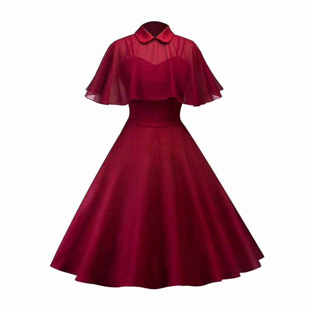 Vintage Červené Šaty So Závojom