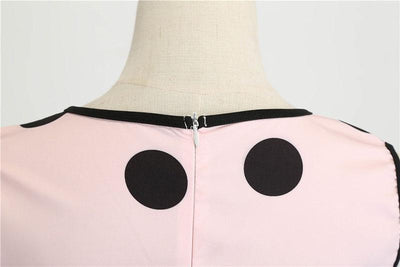 Šaty S Výstrihom Do V Z 50. Rokov