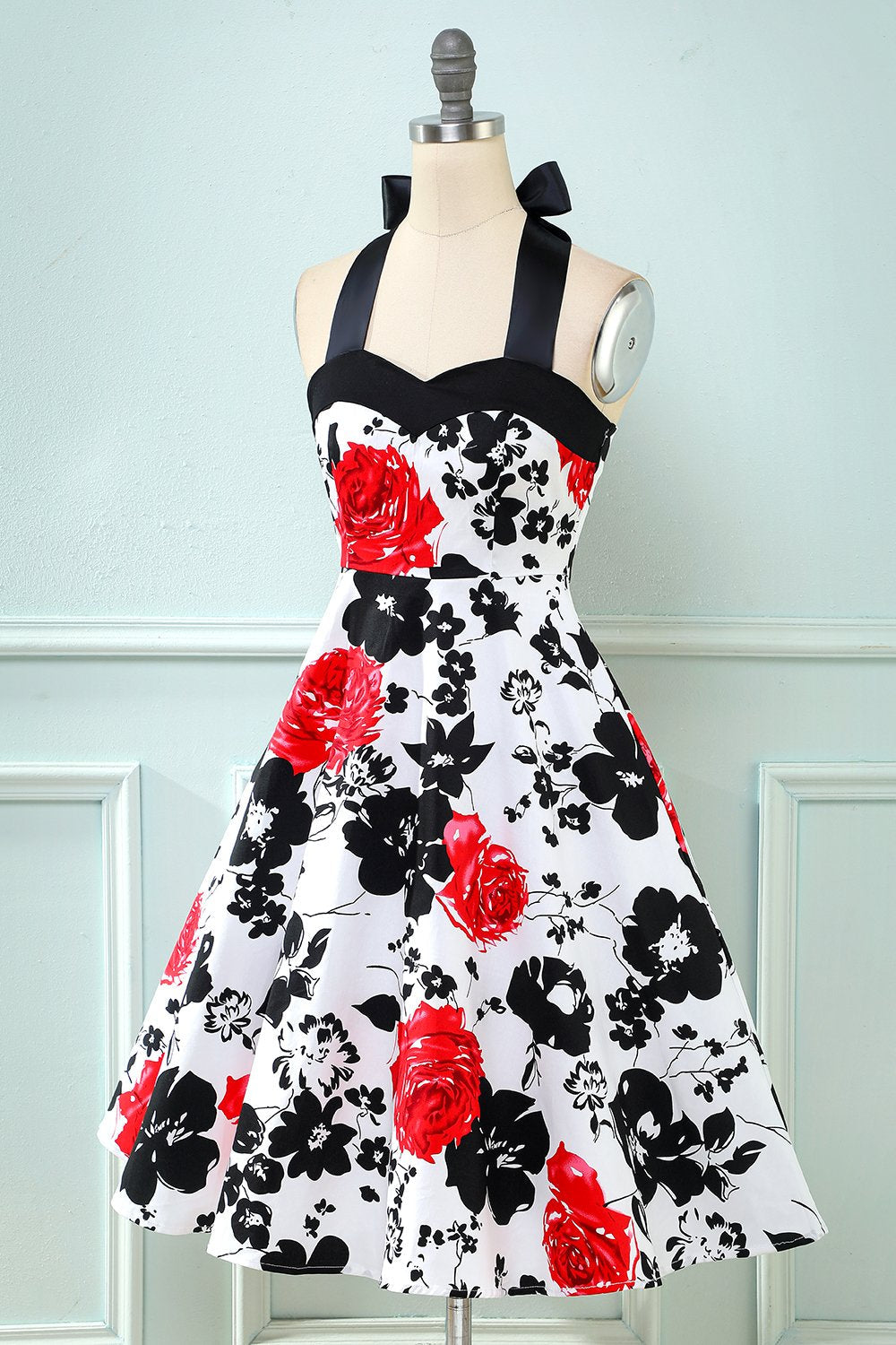 Vintage Šaty S Kvetinovou Potlačou