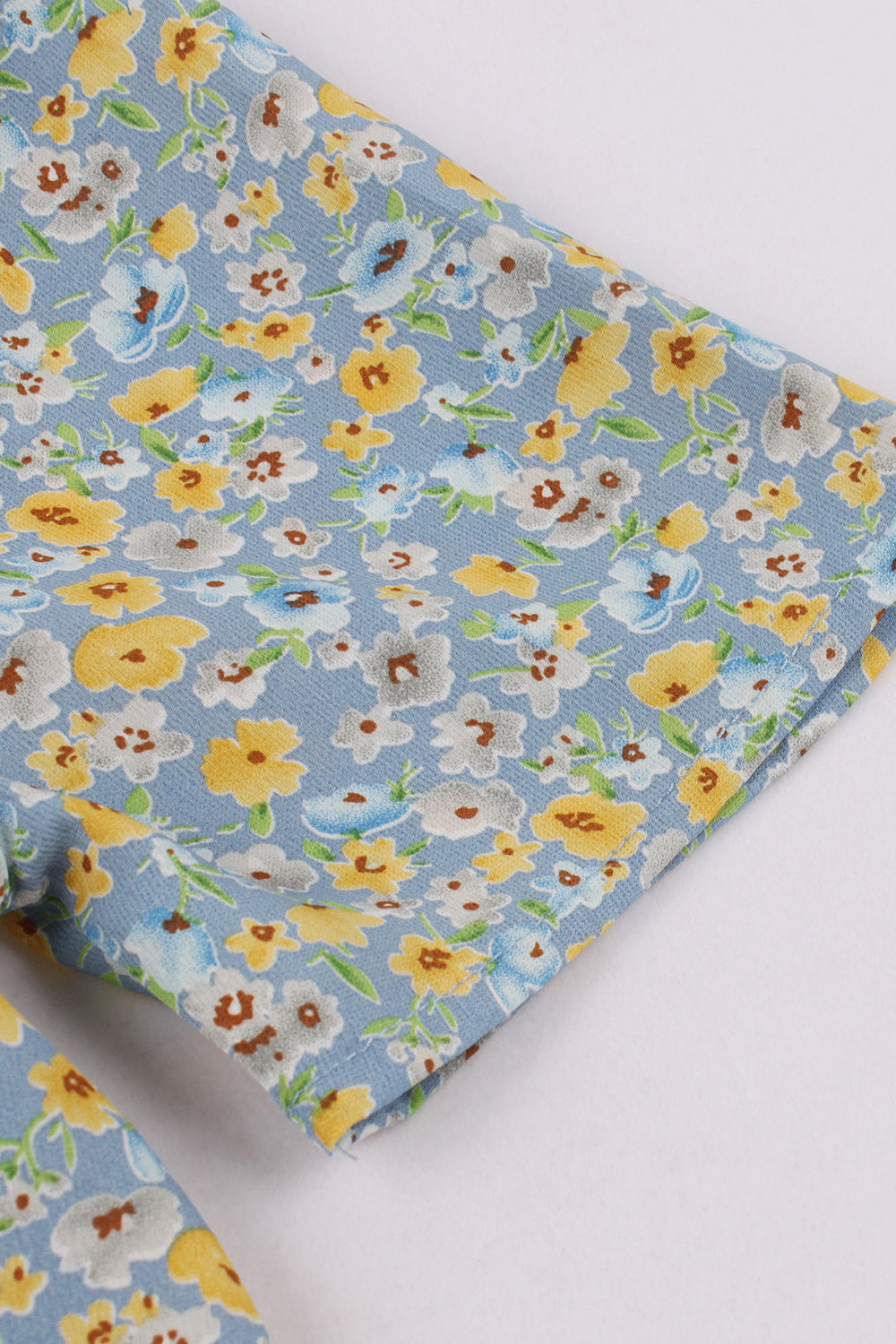 Trapézové Šaty S Kvetinovou Potlačou Z 50. Rokov