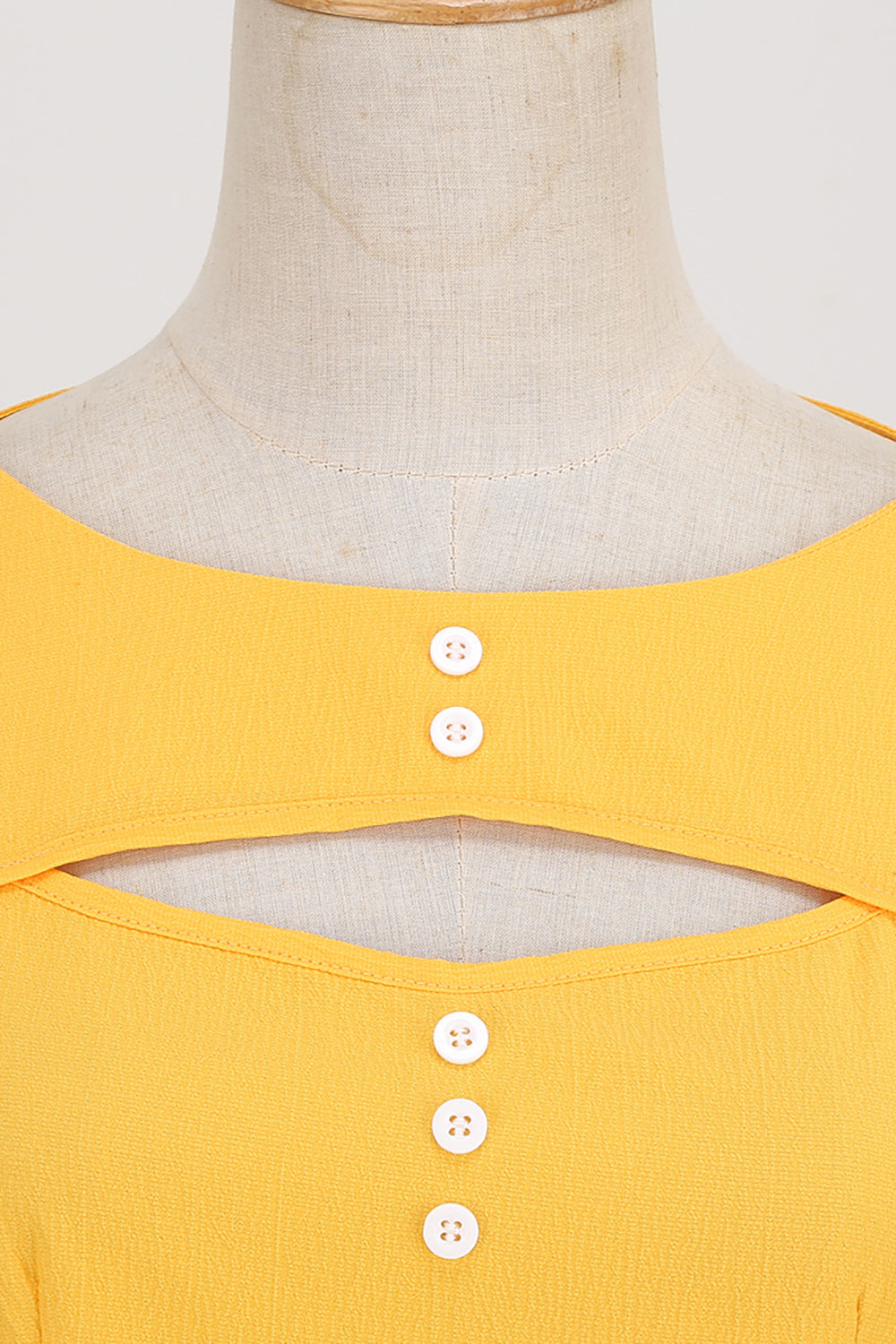 Žlté Šaty V Retro Štýle Z 50. Rokov S Kľúčovou Dierkou