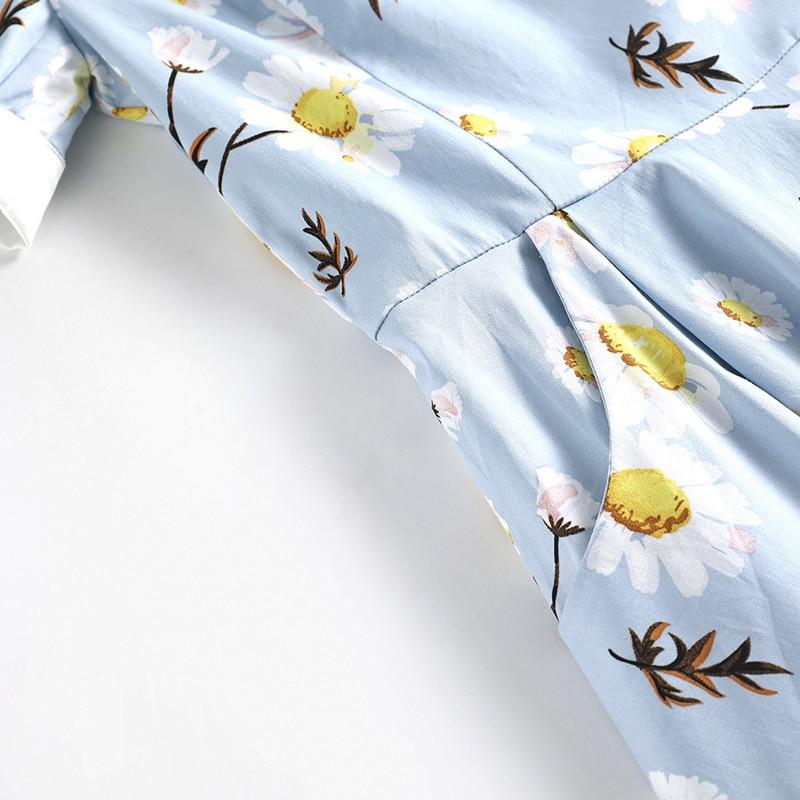 Šaty S Golierom Z 50. Rokov