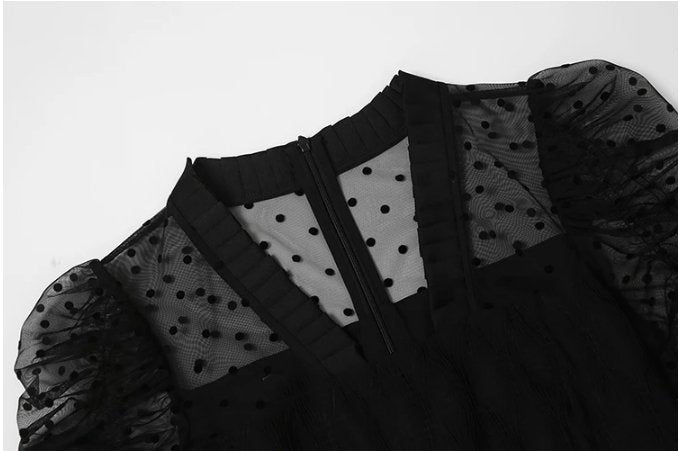 Výpredaj Šiat Zo 40. Rokov