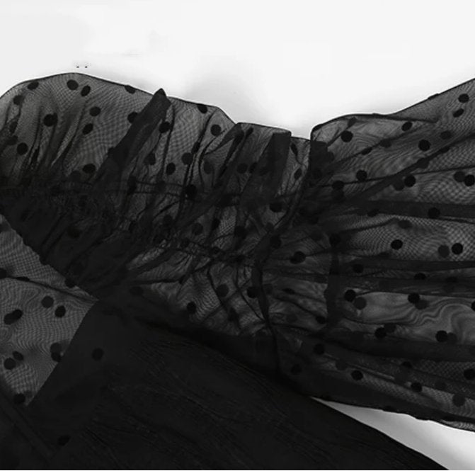 Výpredaj Šiat Zo 40. Rokov