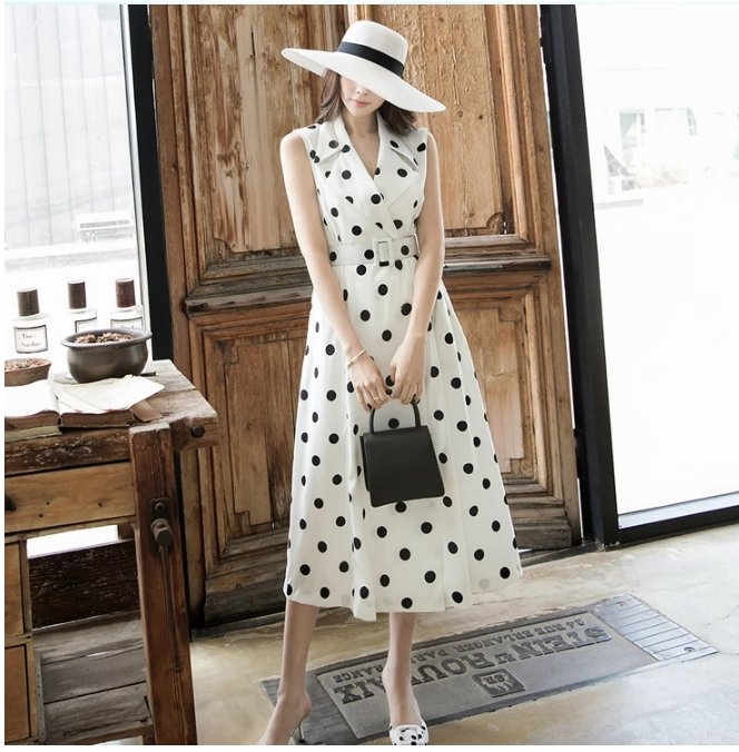 Bodkované Šaty Zo 40. Rokov