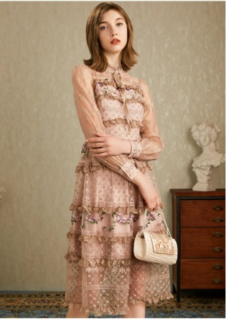 Čipkované Šaty Zo 40. Rokov