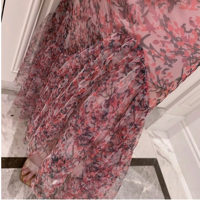 Sexy Ružové Šaty Zo 40. Rokov