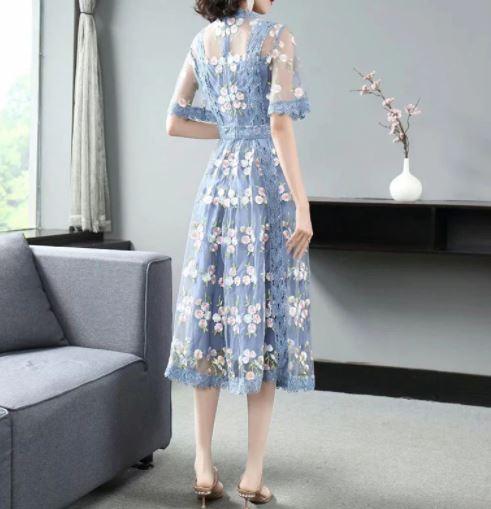 Modré Šaty Vintage Kvety