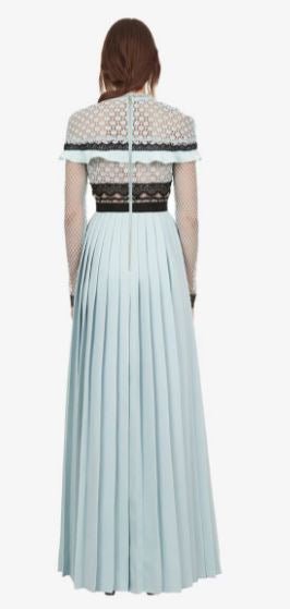 Dlhé Vintage Modré Volánikové Šaty