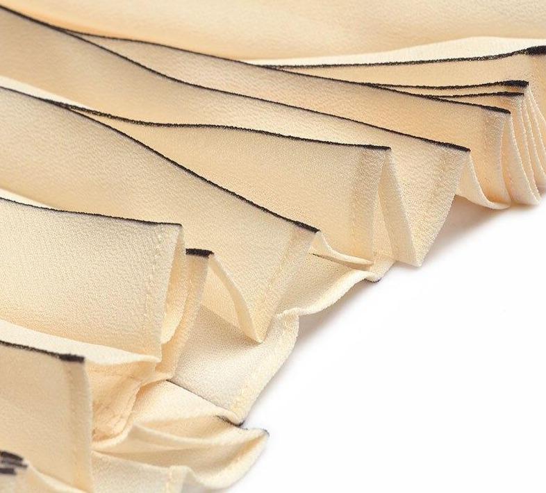 Béžové Dlhé Šaty Zo 40. Rokov