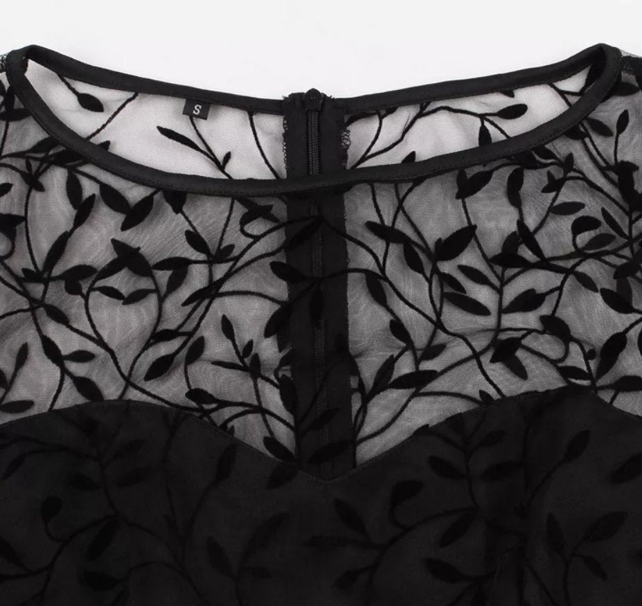 Čierne Šaty V Štýle 50. Rokov