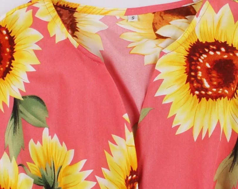 Vintage Šaty S Ružovými Kvetmi Z Roku 1950