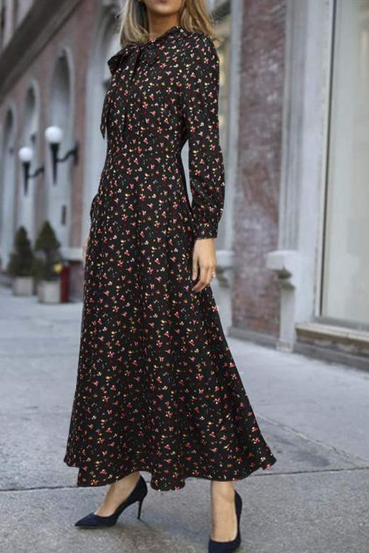 Vintage Splývavé Čierne Šaty Zo 40. Rokov