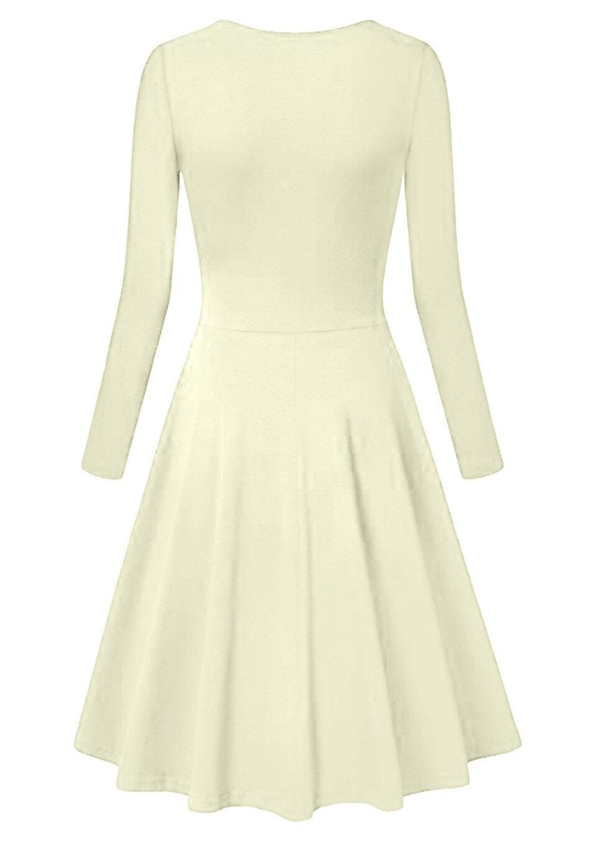 Béžové Šaty Vyššej Veľkosti Zo 60. Rokov