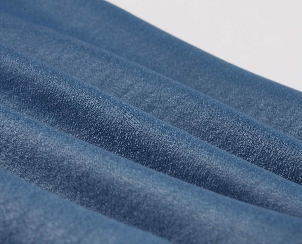 Vintage Šaty S Lodičkovým Výstrihom