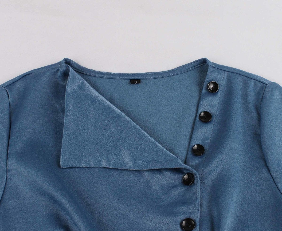 Vintage Šaty S Lodičkovým Výstrihom