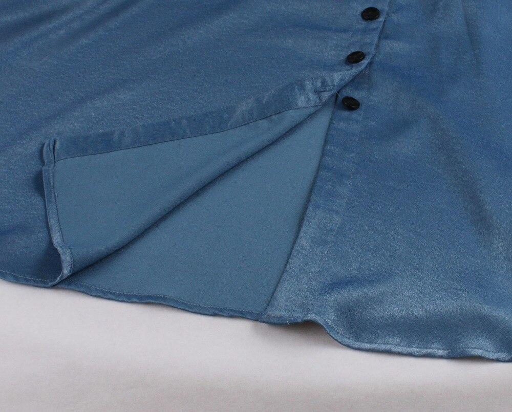 Vintage Šaty S Lodičkovým Výstrihom