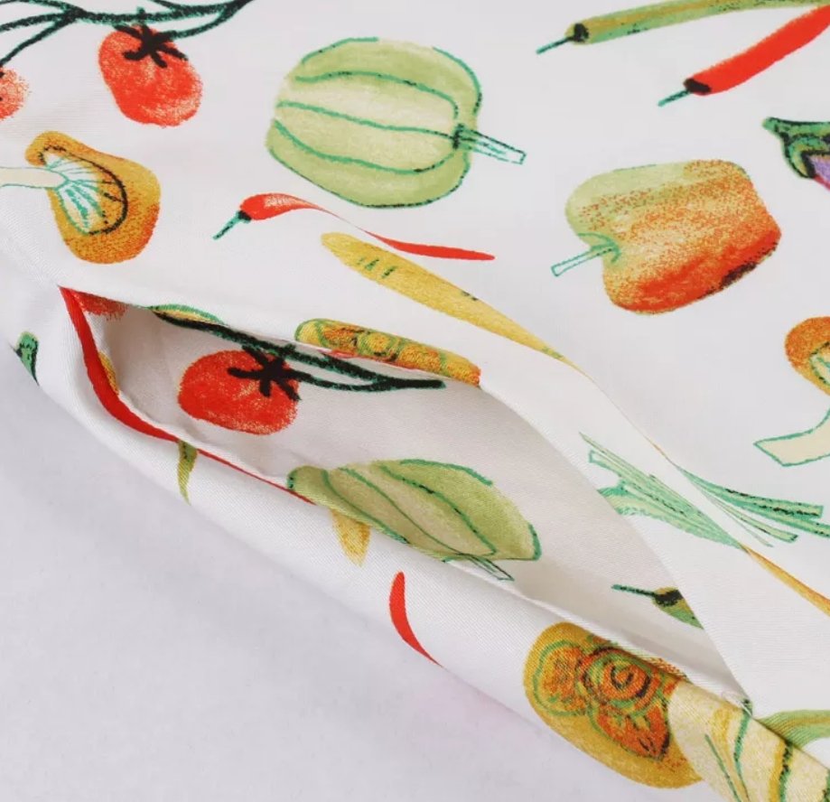 Vintage Krémové Šaty S Okrúhlym Výstrihom