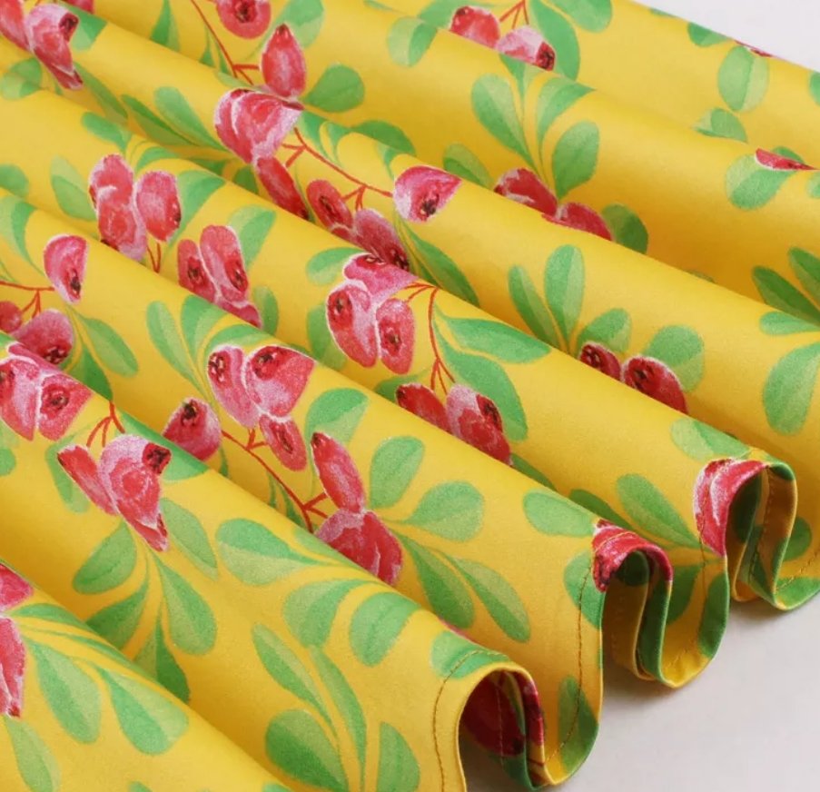 Vintage Žlté Kvetinové Šaty S Okrúhlym Výstrihom