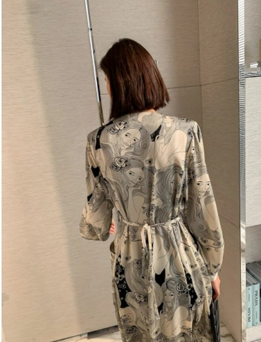 Vintage Šedé Svadobné Šaty Pre Hostí