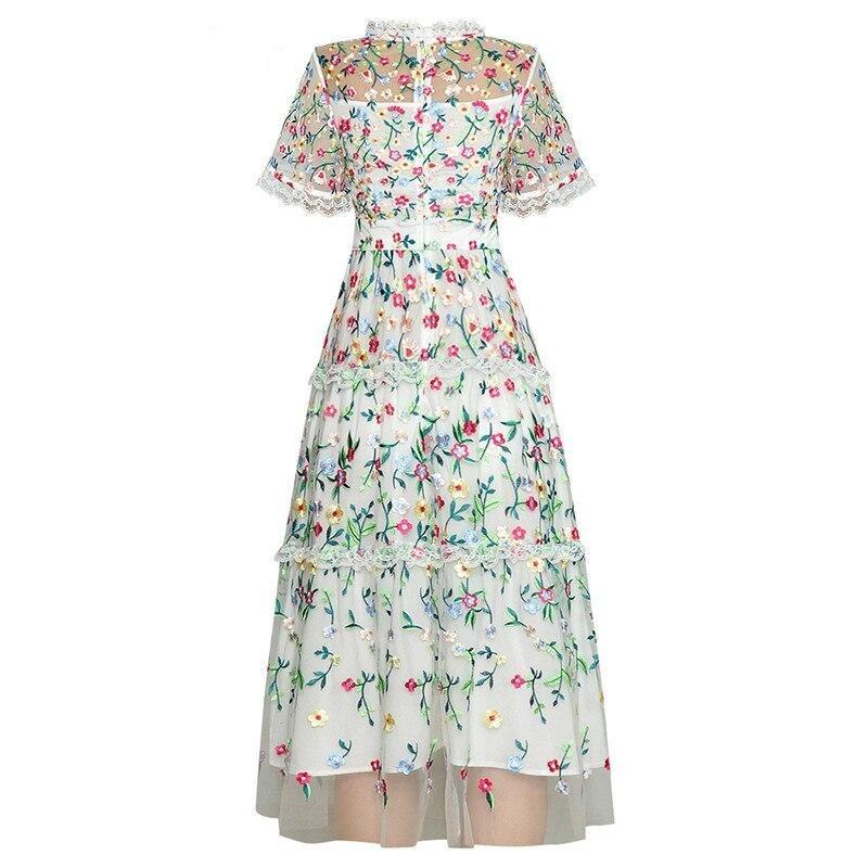 Biele Moderné Vintage Šaty