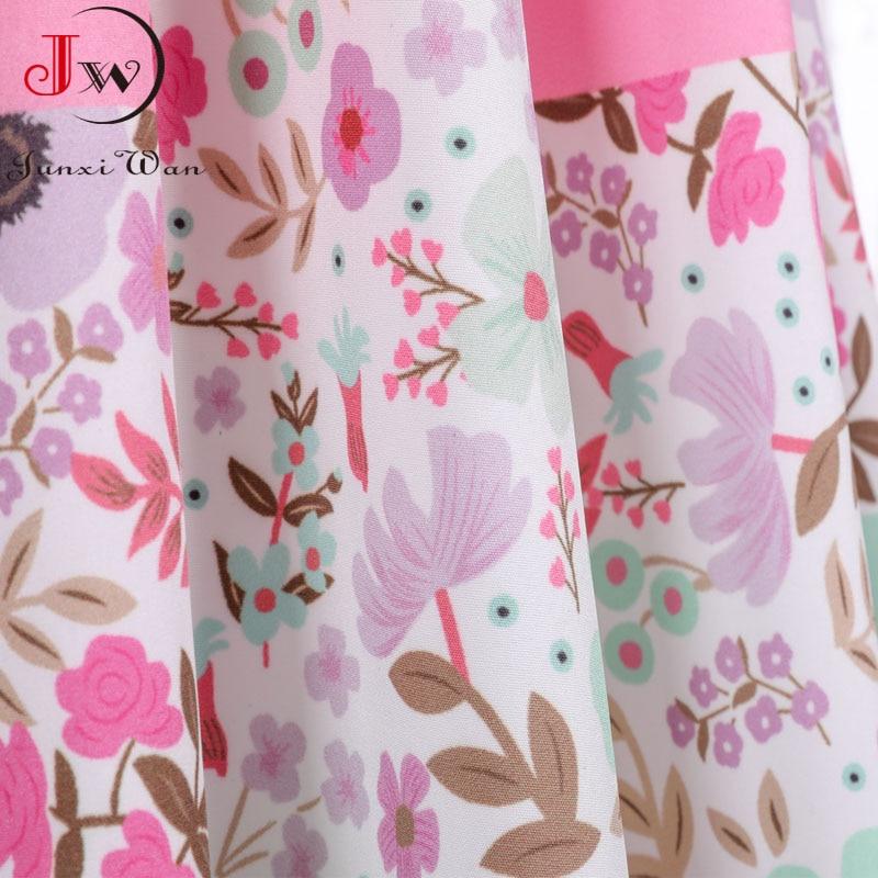 Vintage Princeznovské Šaty S Ružovými Kvetmi