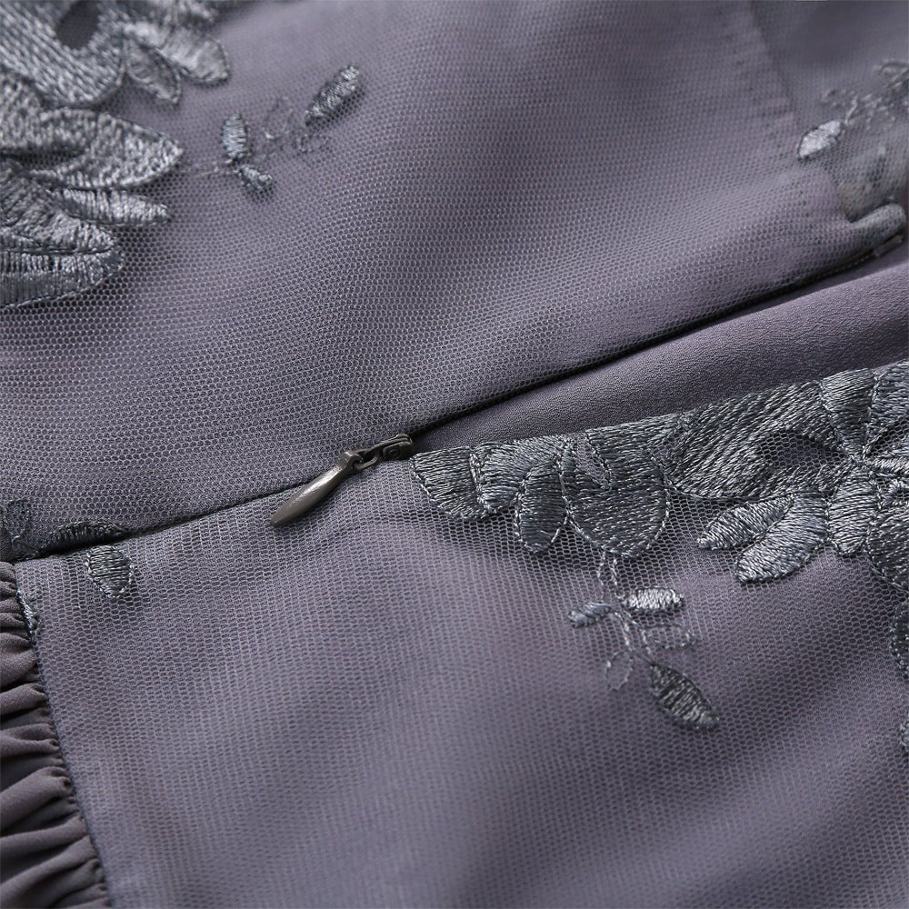 Trendy Vintage Šaty Sivá